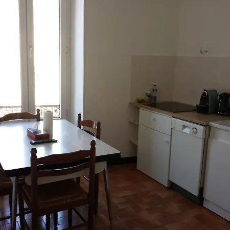 Apartment Appart Proxim Centre ,thermes, Ski